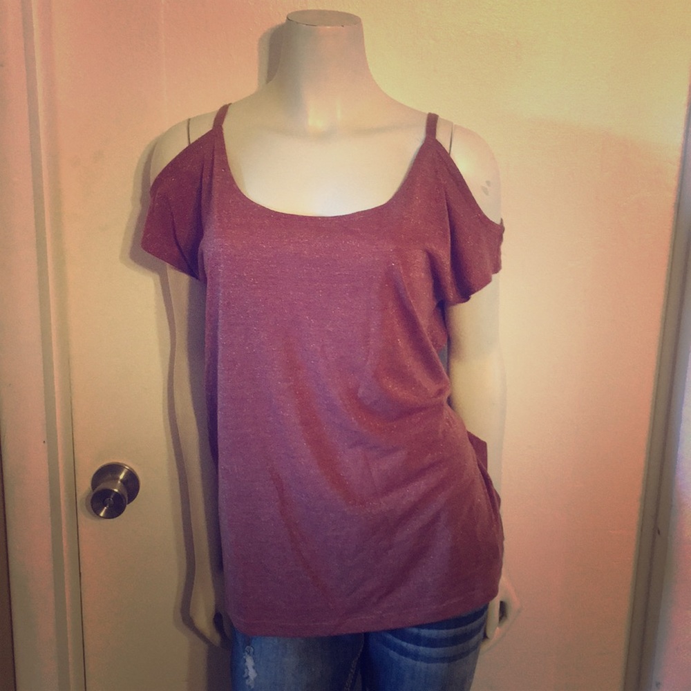Cold shoulder top